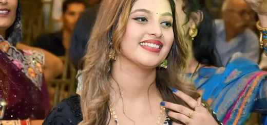 Komal Singh Bhojpuri Actress Photo